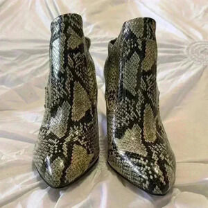 Franco Sarto Booties Snakeskin Print Size 7